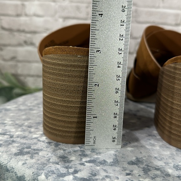 LC Lauren Conrad Rowann Cognac Cross-Band Fashion Comfort Mules WMS 10M✨NWOT✨ - Picture 7 of 10